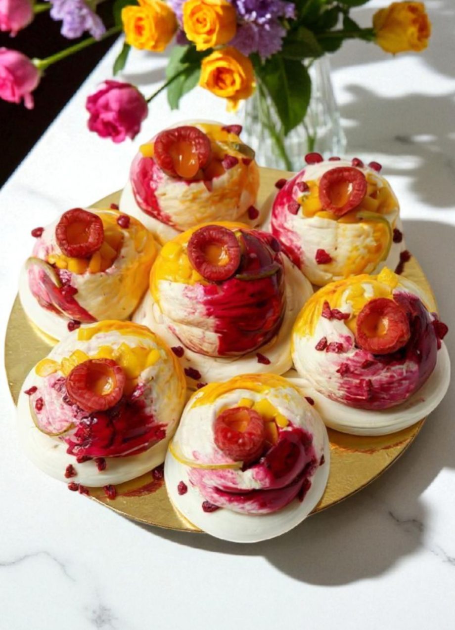 Pavlova mangue-framboise